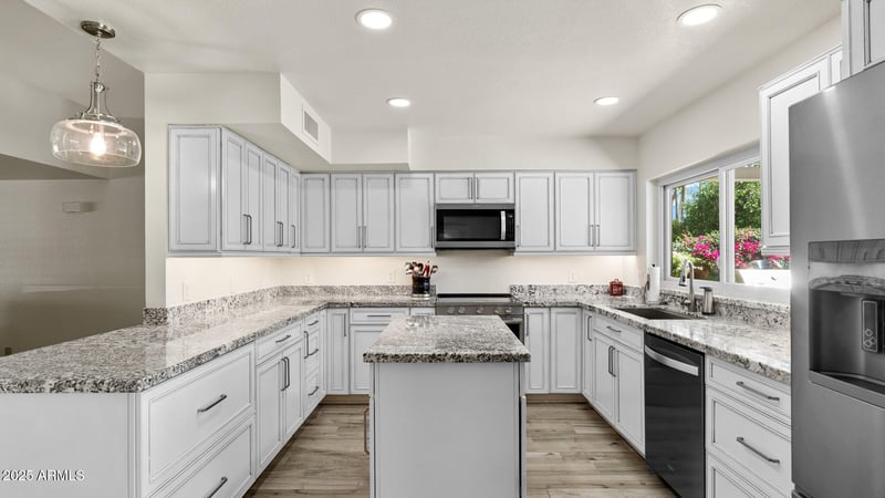 4409 Gelding Dr, Phoenix, AZ 85032