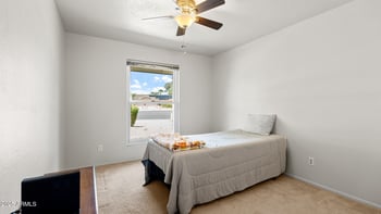 4409 Gelding Dr, Phoenix, AZ 85032
