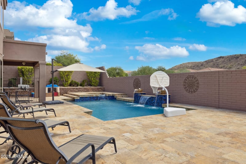 441 Desert Flower Ln, Phoenix, AZ 85045