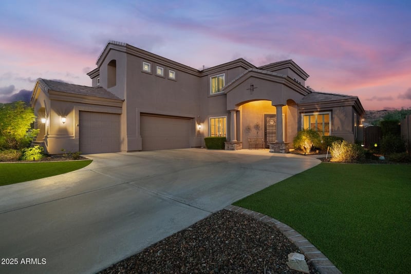 441 Desert Flower Ln, Phoenix, AZ 85045