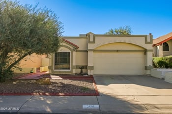 441 Topeka Dr, Phoenix, AZ 85024