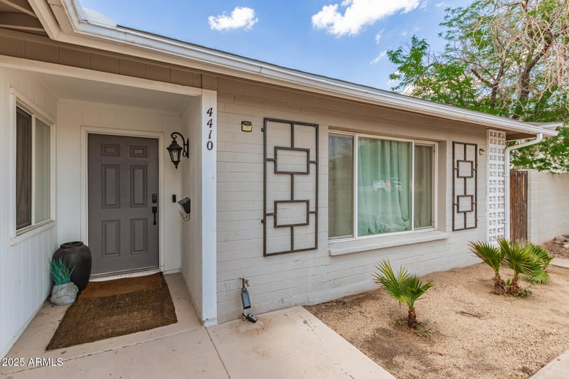4410 Grandview Ave, Tempe, AZ 85282