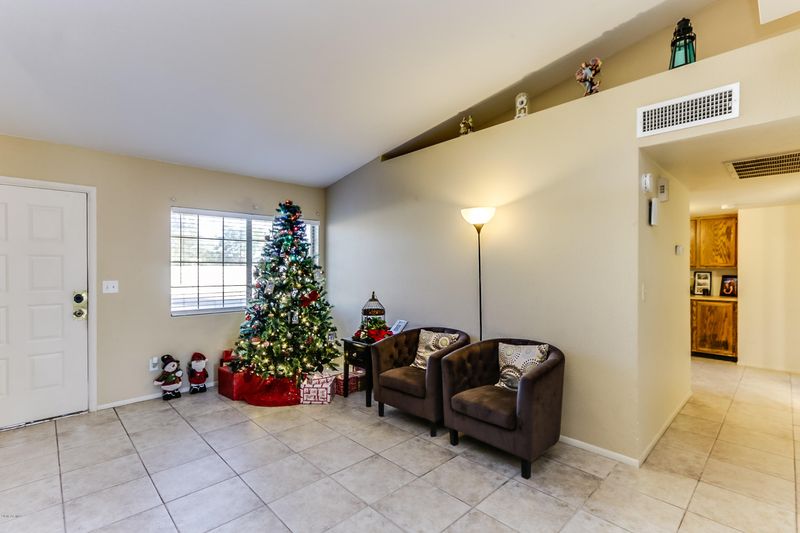 4410 N 111th Dr, Phoenix, AZ 85037