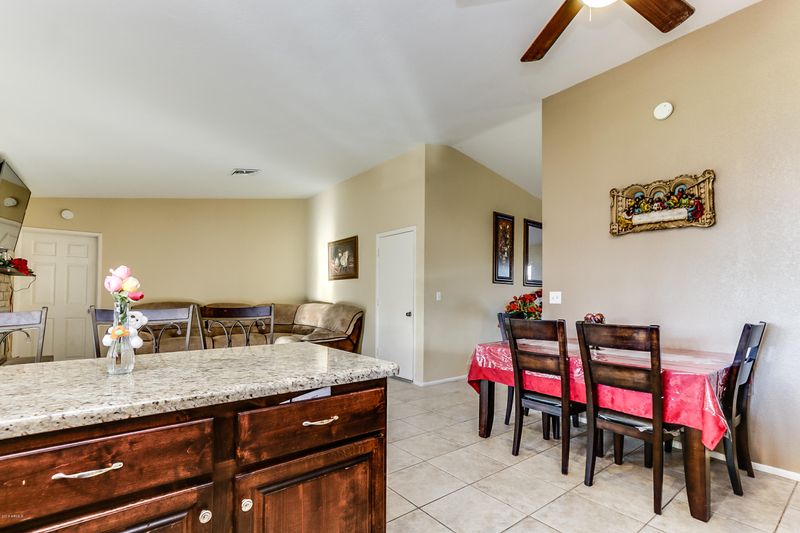 4410 N 111th Dr, Phoenix, AZ 85037