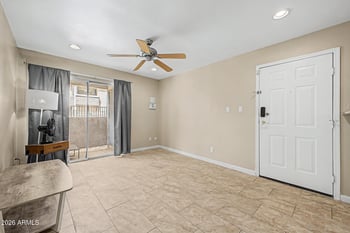 4410 N Longview Ave #115, Phoenix, AZ 85014