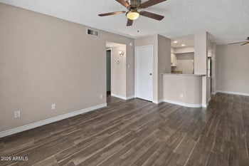4410 Longview Ave #208, Phoenix, AZ 85014
