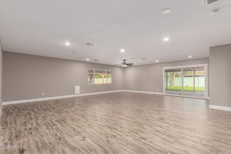 4410 Port Au Prince Ln, Glendale, AZ 85306