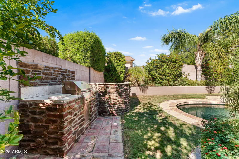 4410 Robin Ln, Phoenix, AZ 85050