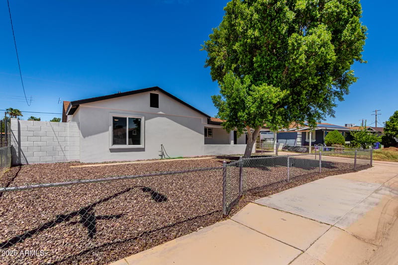 4411 56th Dr, Phoenix, AZ 85031