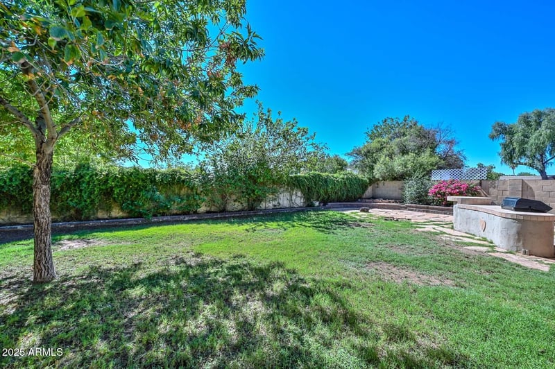 4411 Acoma Dr, Glendale, AZ 85306