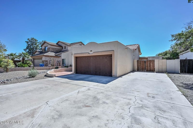 4411 Acoma Dr, Glendale, AZ 85306