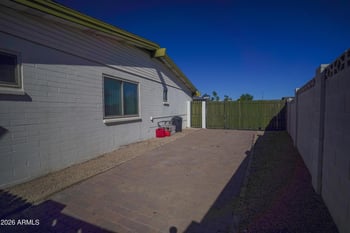 4411 Windrose Dr, Glendale, AZ 85304