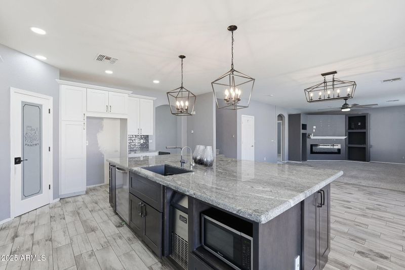 4412 W Summerside Rd, Laveen, AZ 85339