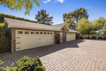 4413 Camino Allenada --, Phoenix, AZ 85018