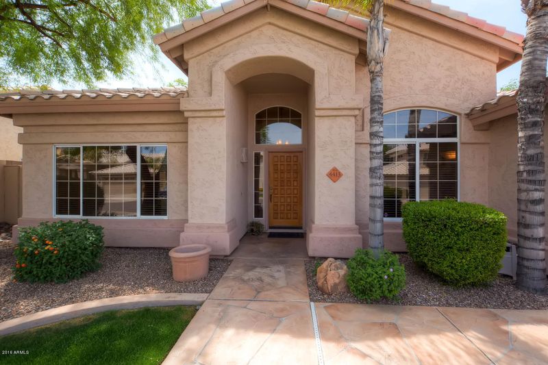 4413 E Desert Willow Rd, Phoenix, AZ 85044