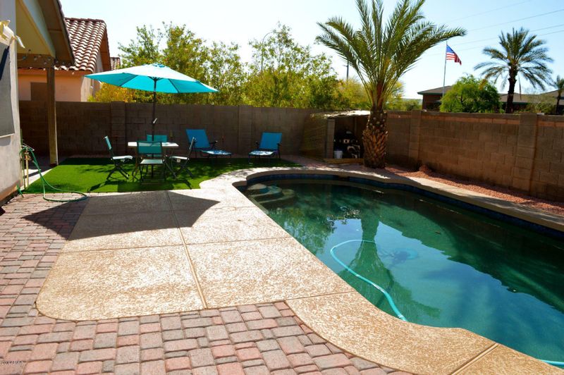 4413 E Verbena Dr, Phoenix, AZ 85044