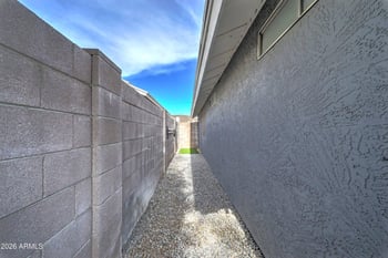 4413 Oraibi Dr, Glendale, AZ 85308