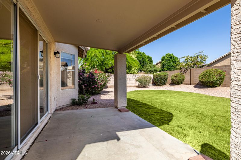 4414 E Desert Wind Dr, Phoenix, AZ 85044