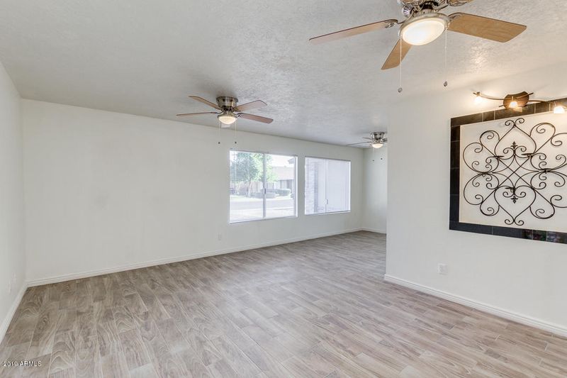 4414 E Maldonado Dr, Phoenix, AZ 85042