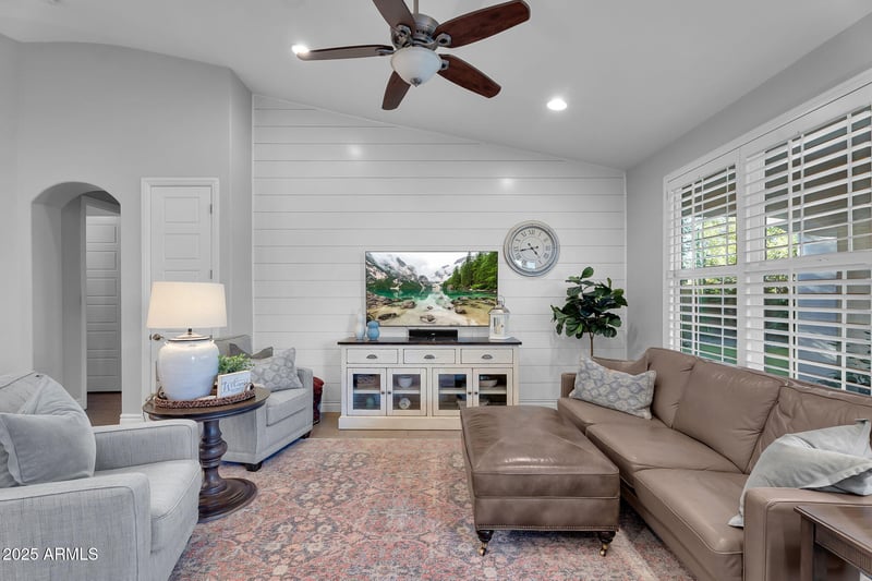 4414 Glacier Pl, Chandler, AZ 85249