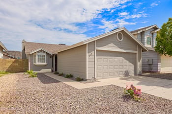 4414 Oraibi Dr, Glendale, AZ 85308