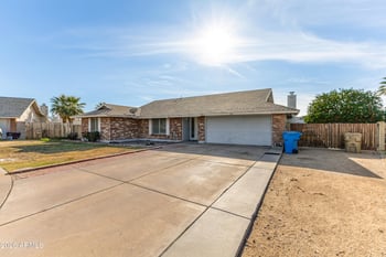 4415 Calavar Rd, Glendale, AZ 85306