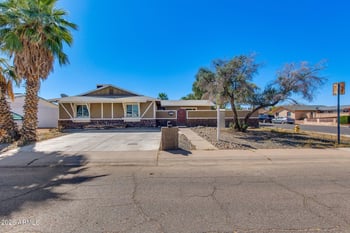 4415 Chambers St, Phoenix, AZ 85040