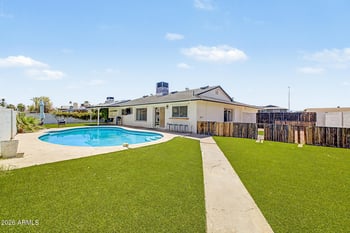 4415 Poplar St, Tempe, AZ 85282