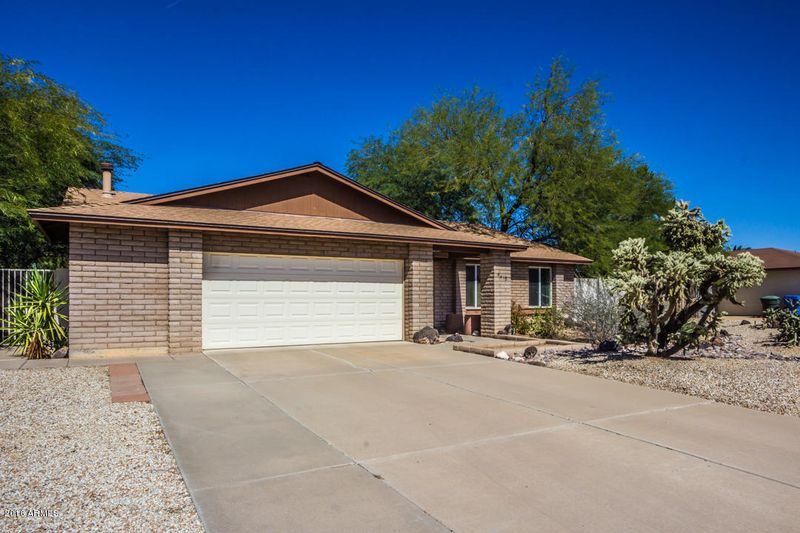 4416 W Paradise Ln, Glendale, AZ 85306