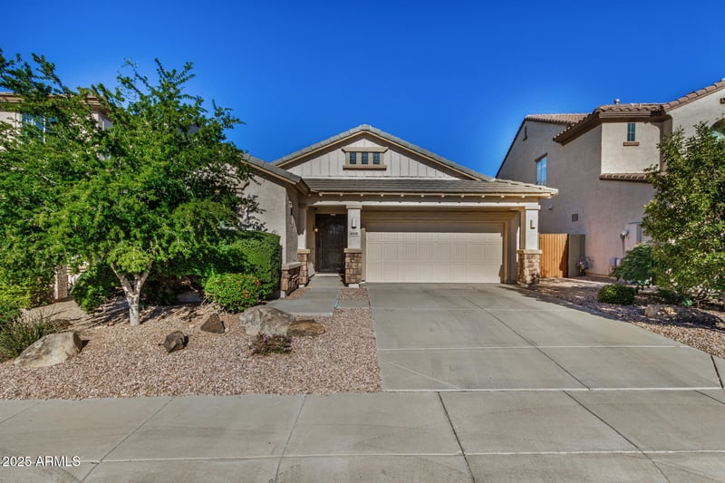 4418 Judson Dr, New River, AZ 85087