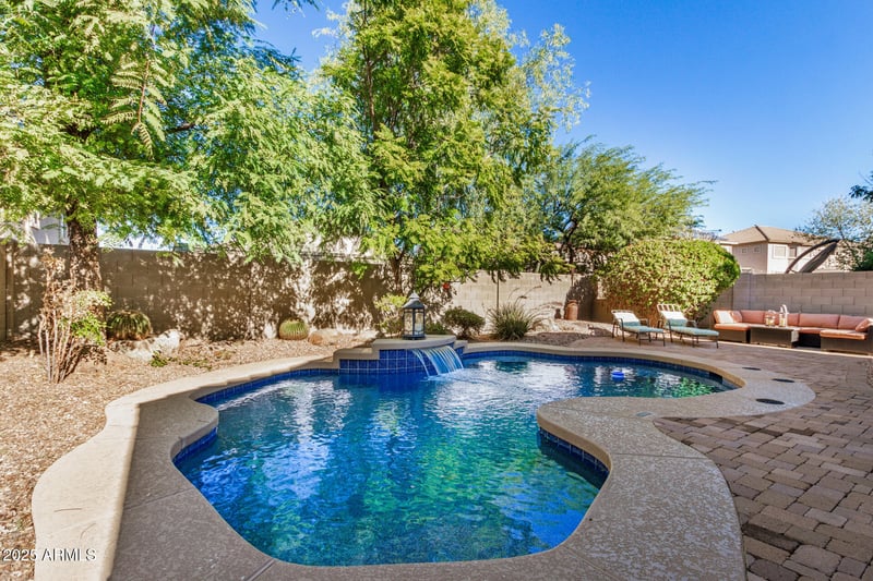 4418 Judson Dr, New River, AZ 85087