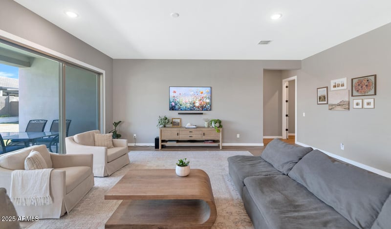 4418 Park View Ln, Glendale, AZ 85310