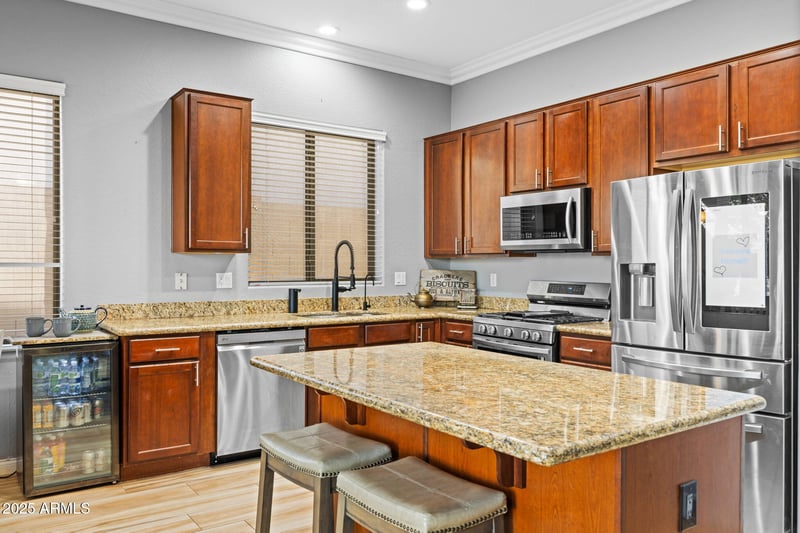 4418 Phalen Dr, New River, AZ 85087