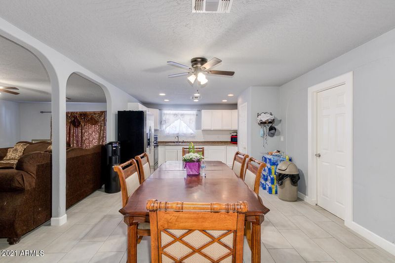 4419 W Earll Dr, Phoenix, AZ 85031