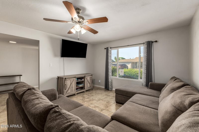 4419 Vogel Ave, Glendale, AZ 85302