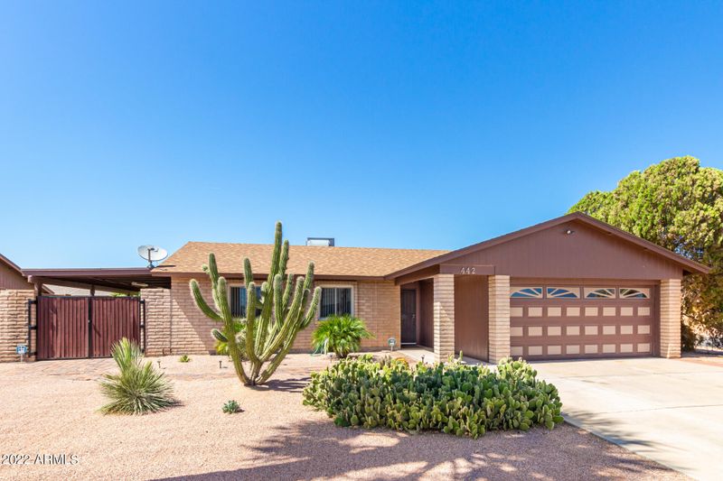 442 E Morrow Dr, Phoenix, AZ 85024
