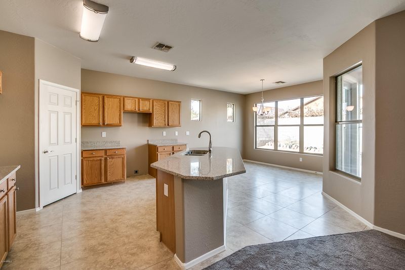 4420 W Hasan Dr, Laveen, AZ 85339