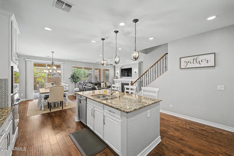 4421 Washington St, Chandler, AZ 85249