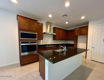 4421 Palace Station Rd, Phoenix, AZ 85087