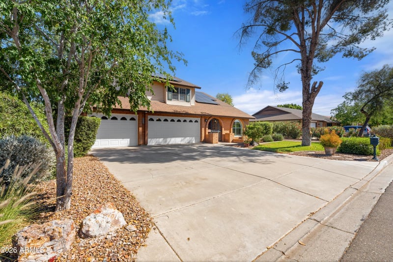 4422 Wagoner Rd, Glendale, AZ 85308