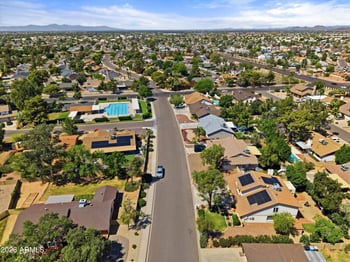 4422 Wagoner Rd, Glendale, AZ 85308