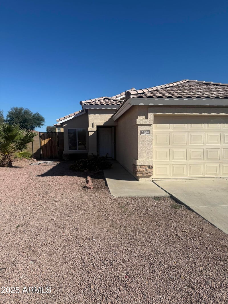 4423 112th Ave, Phoenix, AZ 85037