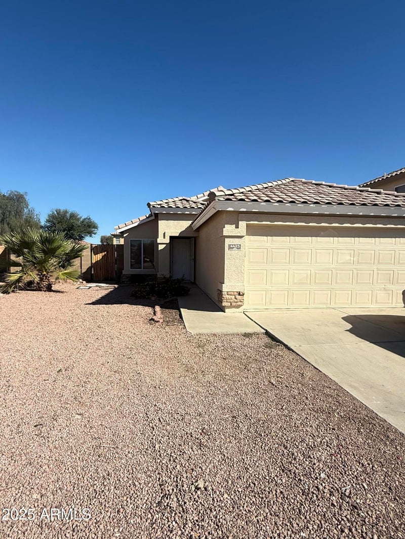 4423 112th Ave, Phoenix, AZ 85037