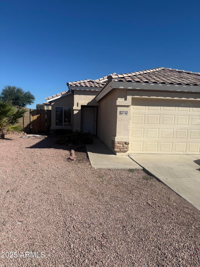 4423 112th Ave, Phoenix, AZ 85037