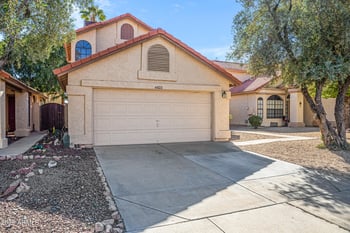 4423 Amberwood Dr, Phoenix, AZ 85048