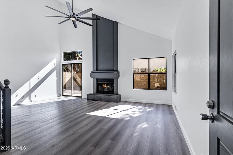 4423 Amberwood Dr, Phoenix, AZ 85048