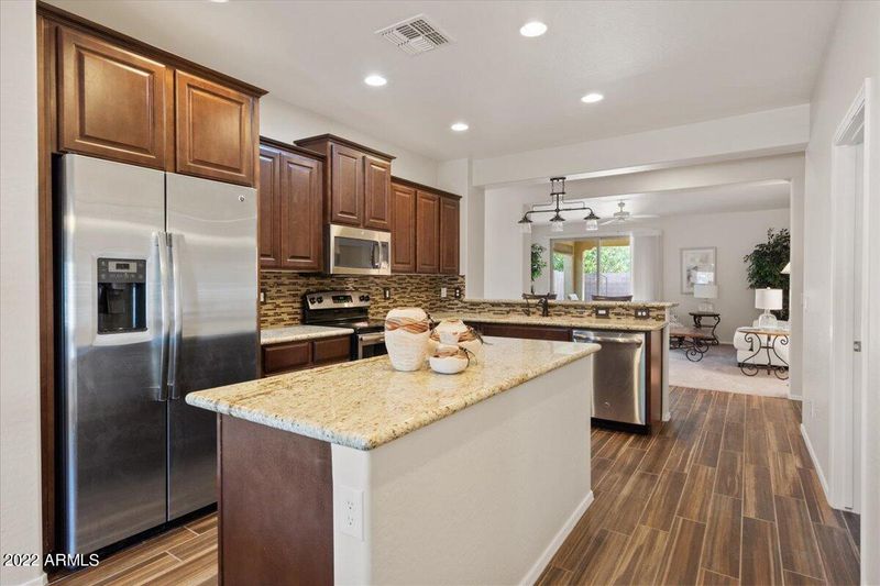 4423 E Angela Dr, Phoenix, AZ 85032