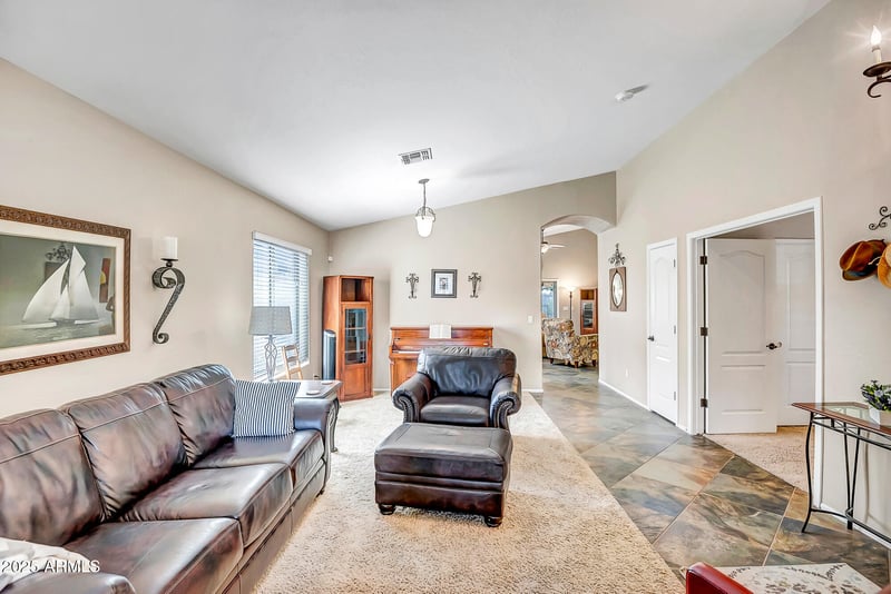 4423 Magellan Dr, New River, AZ 85087