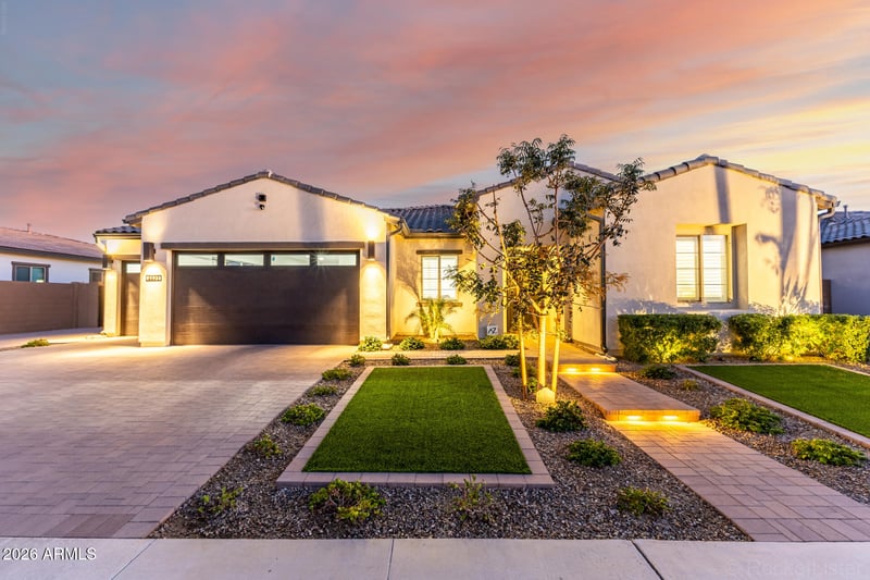 4423 Park View Ln, Glendale, AZ 85310