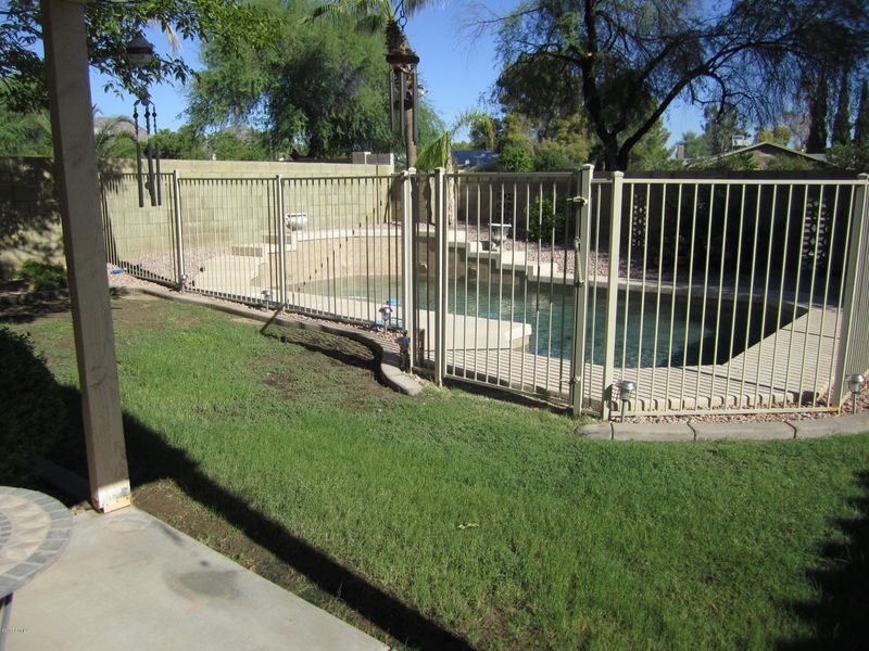 4424 E Bannock St, Phoenix, AZ 85044